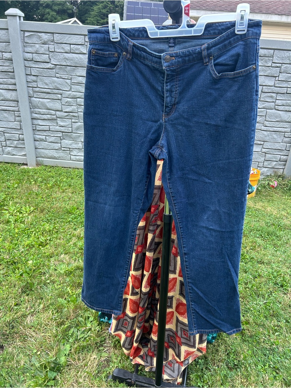 Chaps Women's Dark Blue Straight-Leg Capris